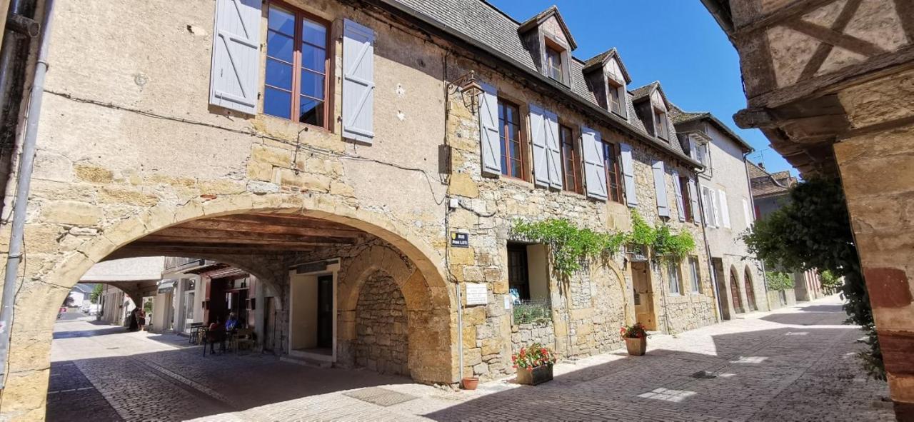 Maison Pierre Loti, Gite Historique Et Spacieux En Vallee De La Dordogne Bretenoux Bagian luar foto